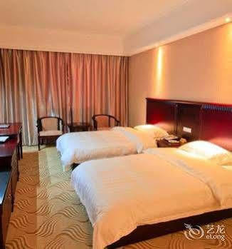 Yangshuo Hua Xiang Man Ting West Street Hotel Dış mekan fotoğraf