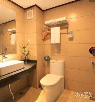 Yangshuo Hua Xiang Man Ting West Street Hotel Dış mekan fotoğraf